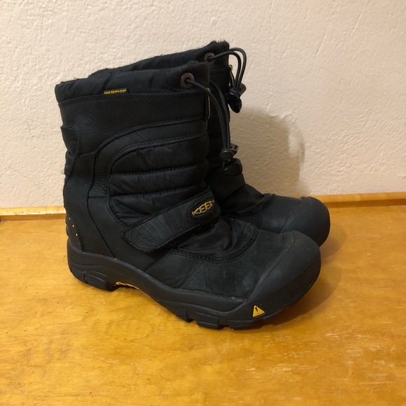 Keen Shoes Winter Boots Size 5 Poshmark